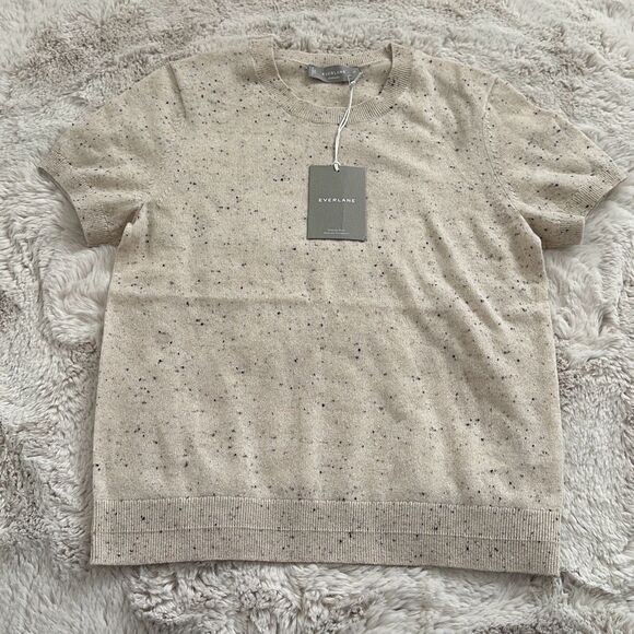 Everlane Sweaters - Everlane Cashmere Crew Neck Short Sleeve Sweater Cream Size M